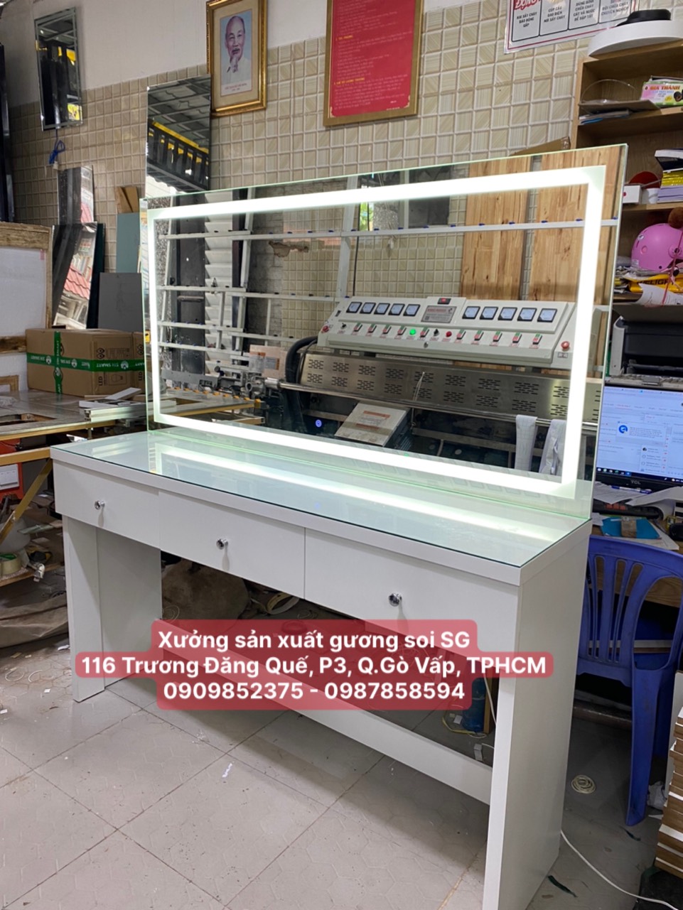 Bàn Trang Điểm Chuyên Nghiệp Gương LED Cảm Ứng 3 Màu MDF Cao Cấp ( 1m - 2m )