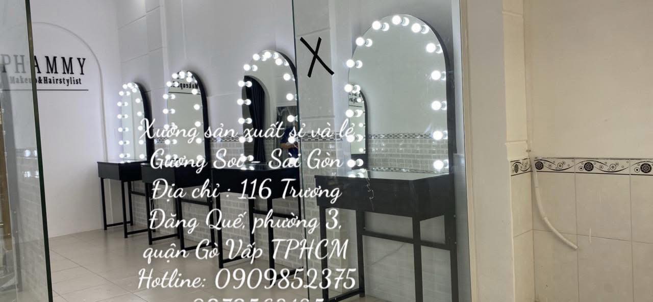 Bàn Trang Điểm Gắn Đèn LED Chân Sắt Sơn Tĩnh Điện MDF (80cm)