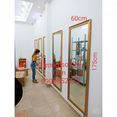 Gương Soi Toàn Thân